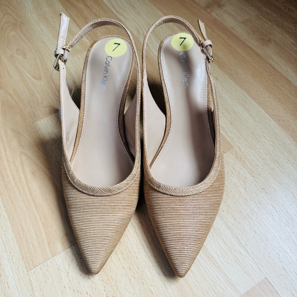 Calvin Klein Women's Beige Slingback Kitten Heels Size 7